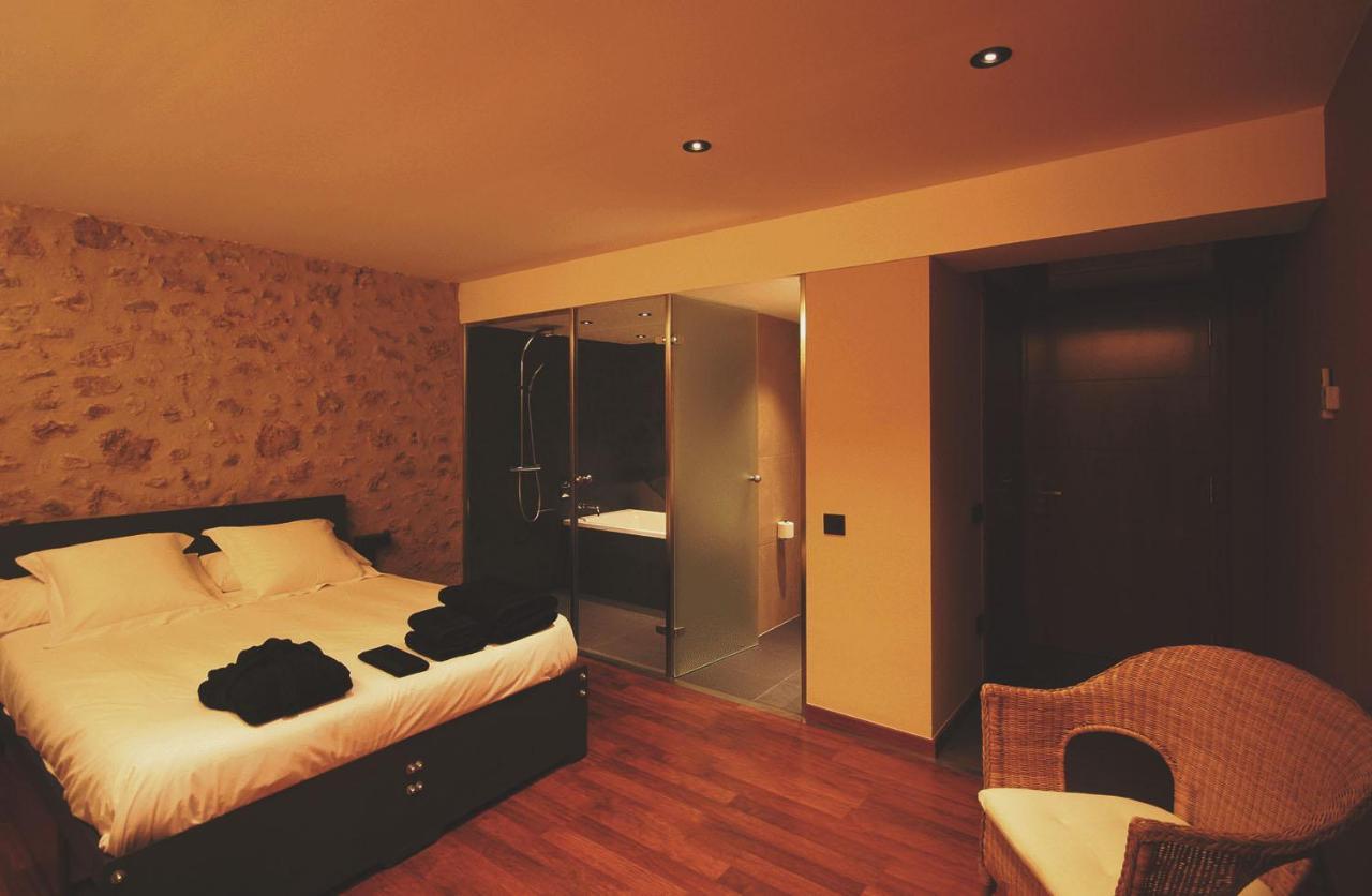 Hotel Mas Oliveres Pla De Palau Llers Екстериор снимка